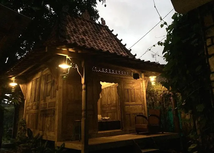 Mango Tree Dipudjo Hotel Yogyakarta